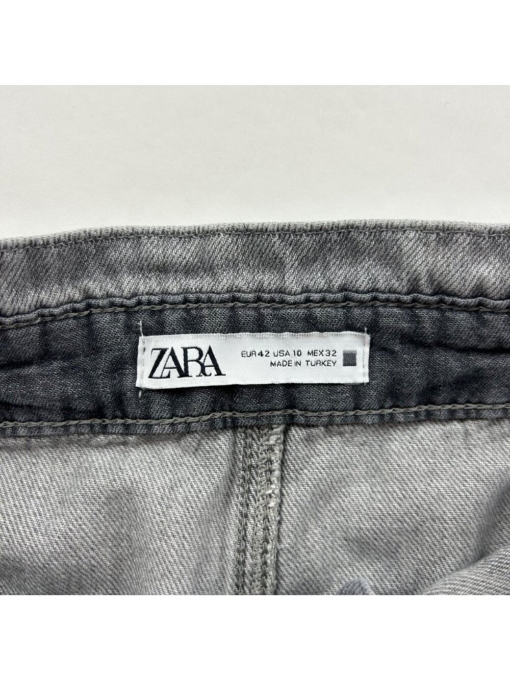 Zara Washed Gray Denim High Rise Barrel Leg Jeans 10 - Picture 3 of 6